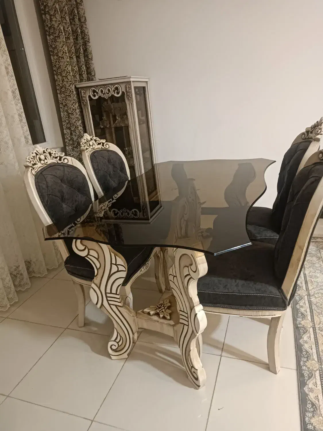 میز ناهار خوری چهار نفره کاملا سالم|میز و صندلی غذاخوری|شهرکرد, |دیوار