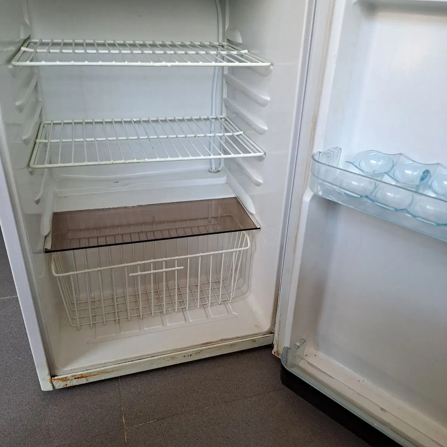 یخچال ۵ فوت برند ملودی|یخچال و فریزر|اسلام‌شهر, شهرک سعیدیه|دیوار