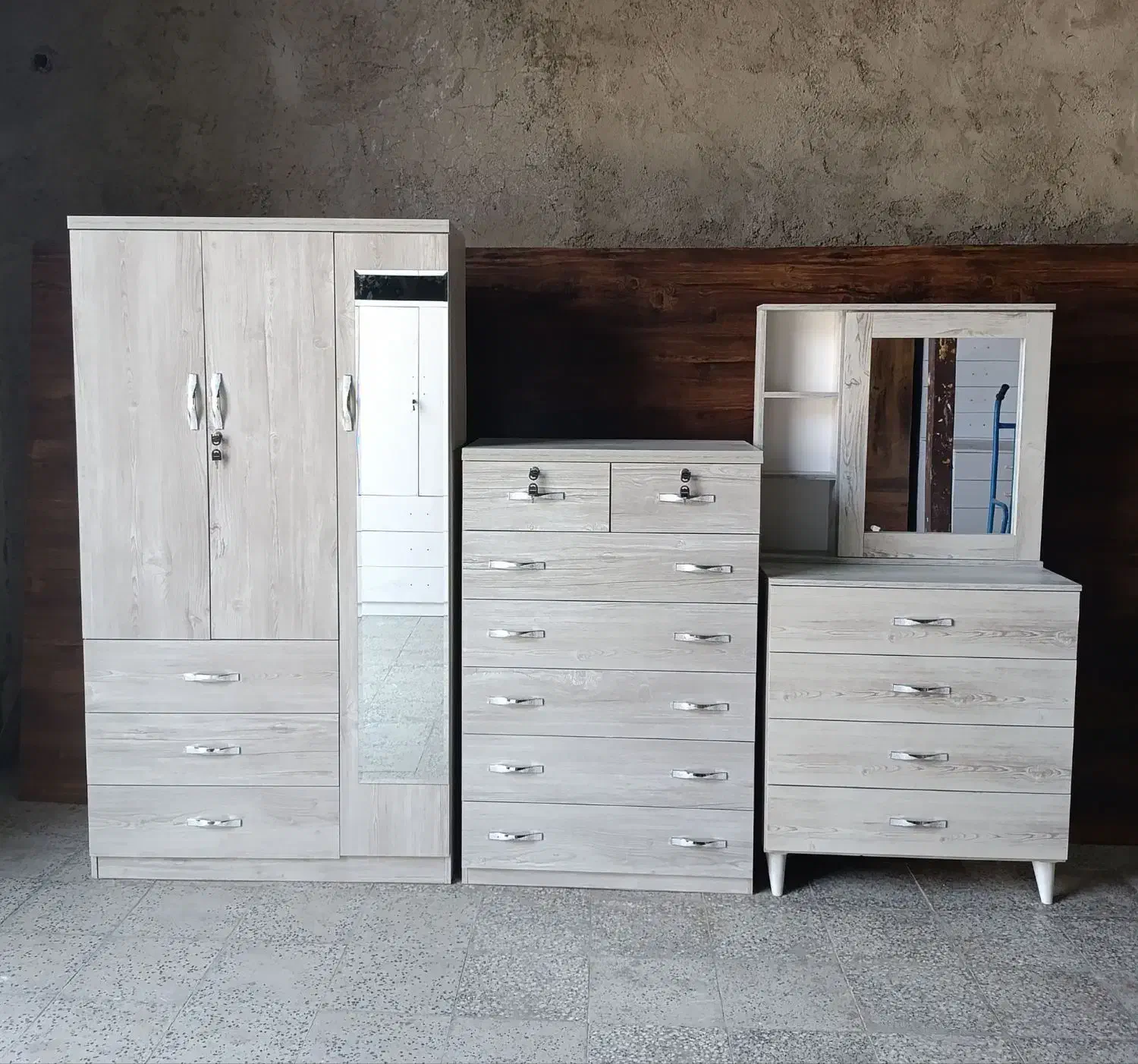 کمد لباس دراور|جاکفشی، کمد، دراور|تهران, شهرک ولیعصر جنوبی|دیوار