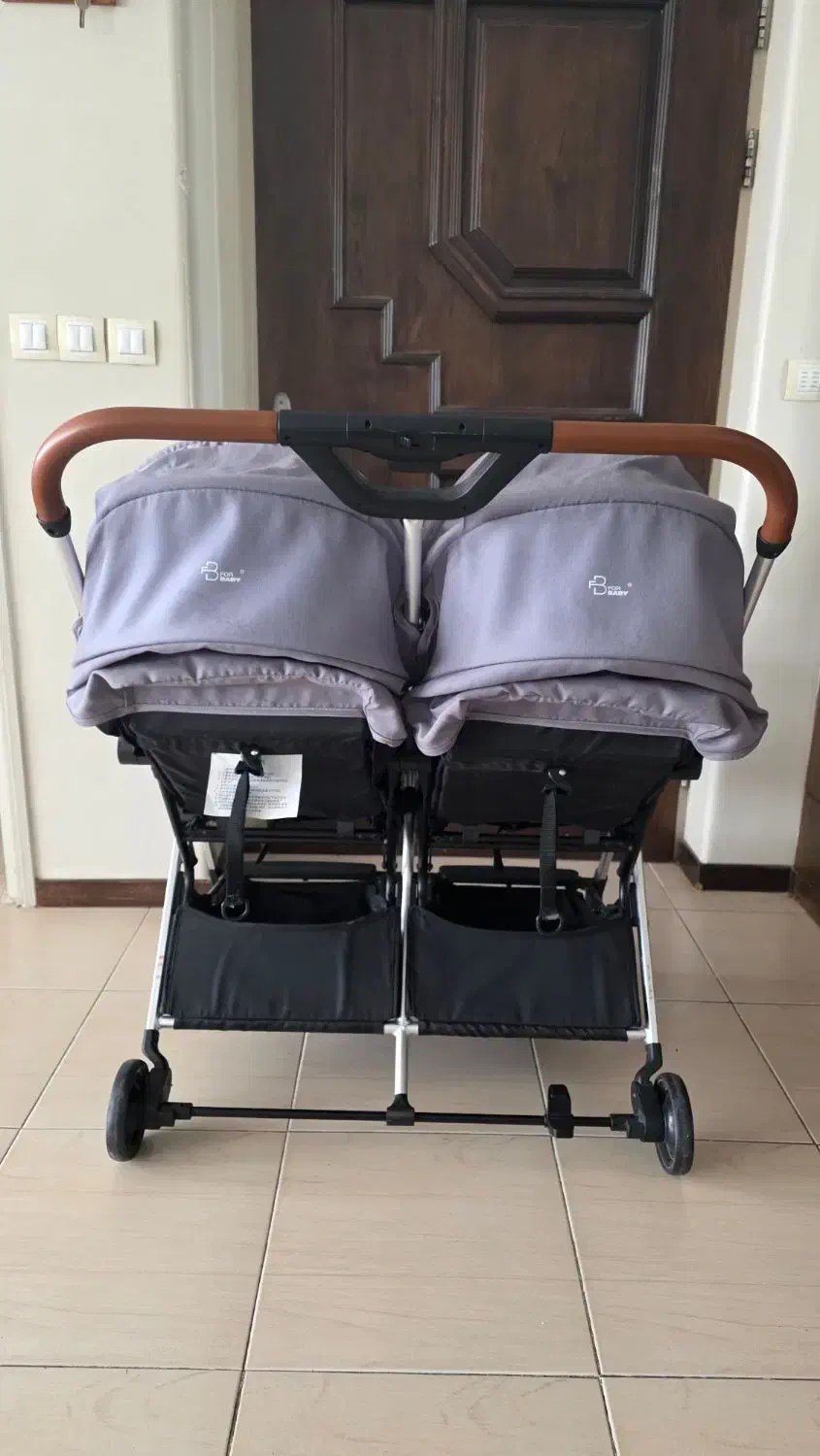 کالسکه دوقلو  ، صندلی ماشین کودک|کالسکه و لوازم جانبی|اصفهان, باغ دریاچه|دیوار