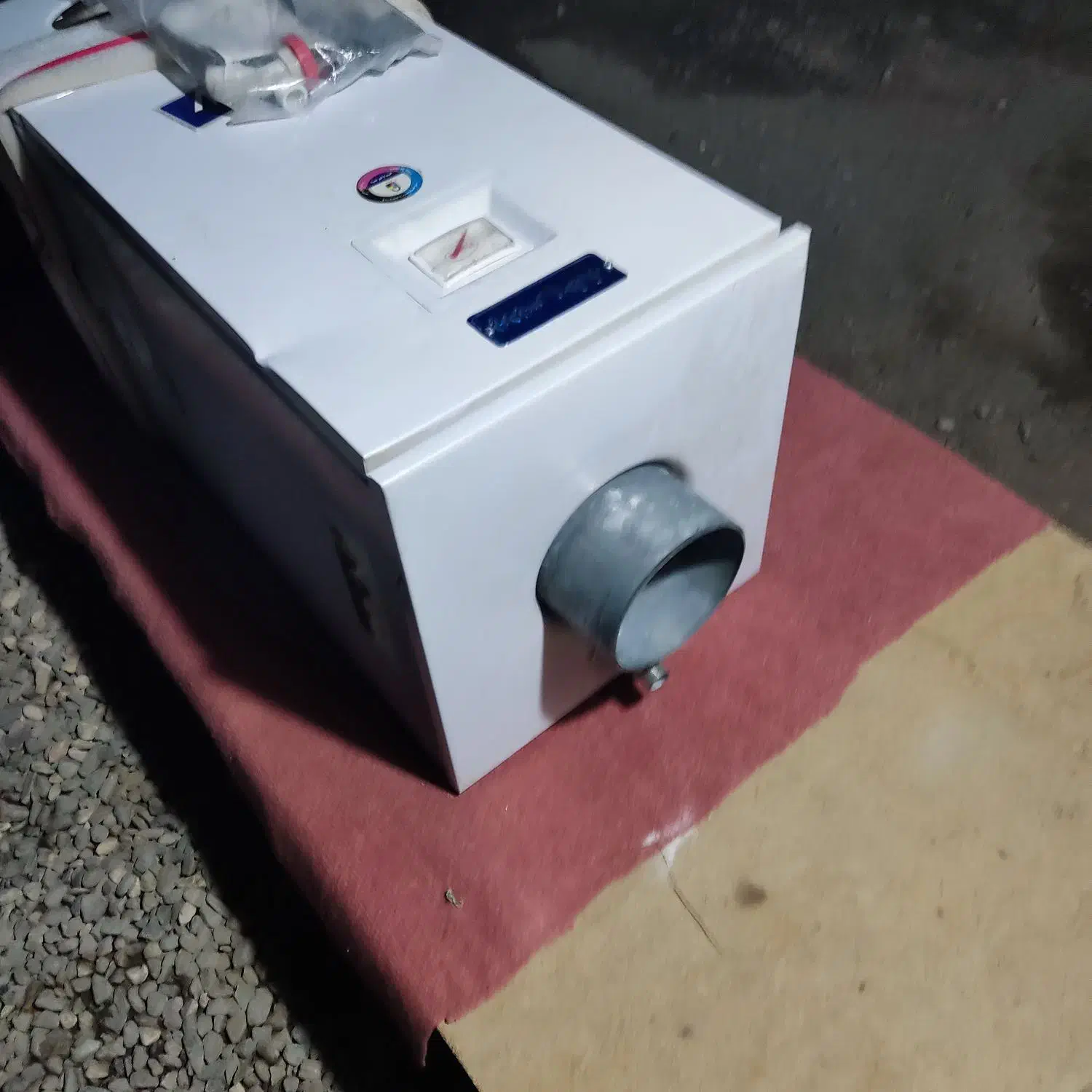 آبگرمکن|آبگرمکن، پکیج، شوفاژ|بافت, |دیوار