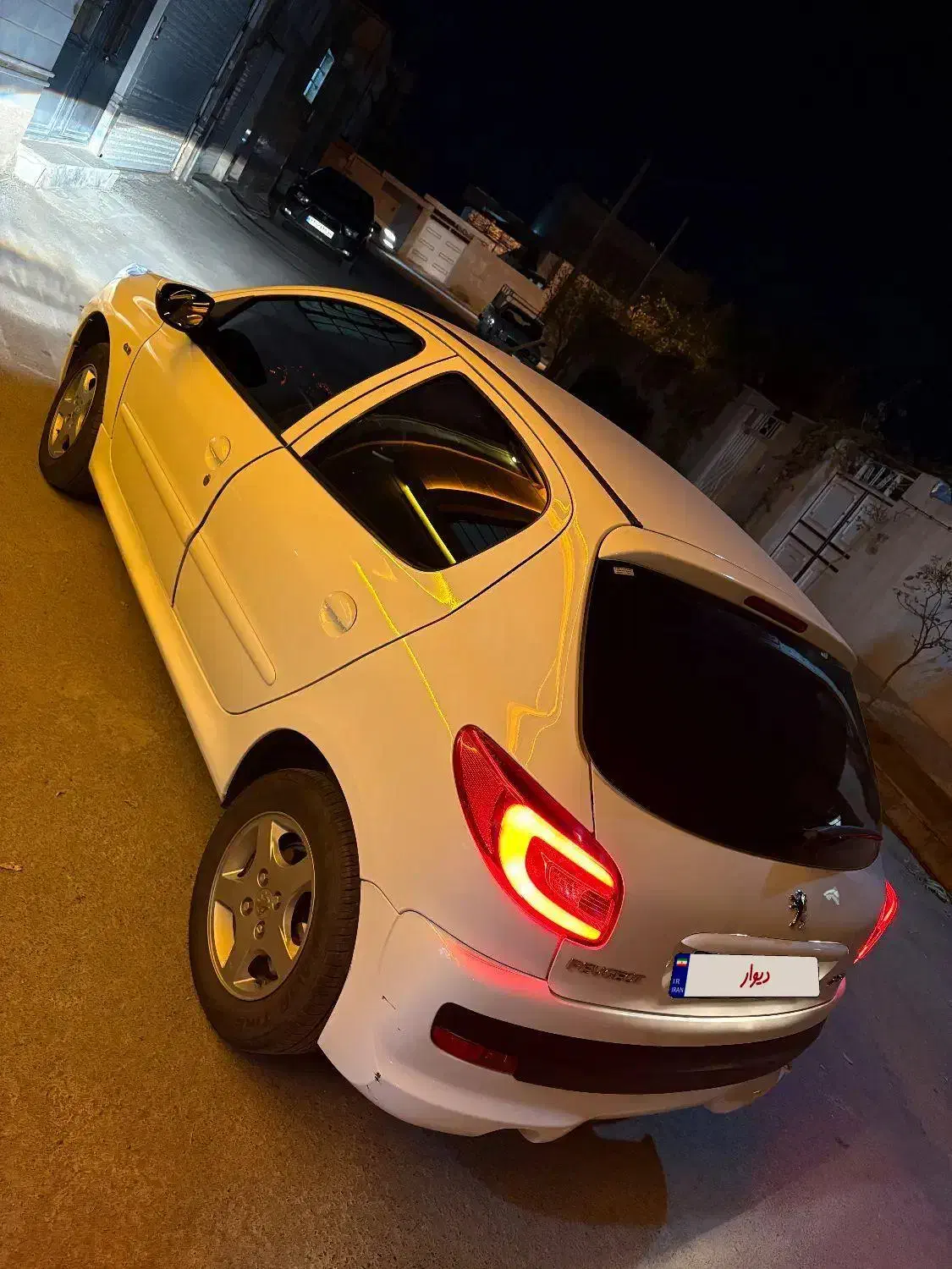 پژو ۲۰۷ اتومات Tu5p At سقف فلز|خودرو سواری و وانت|فریمان, |دیوار