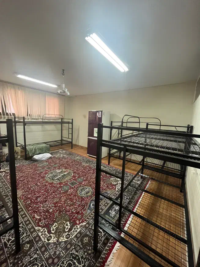 خوابگاه پسرانه سهراب سینما سعدی|اجارهٔ آپارتمان|شیراز, سینما سعدی|دیوار