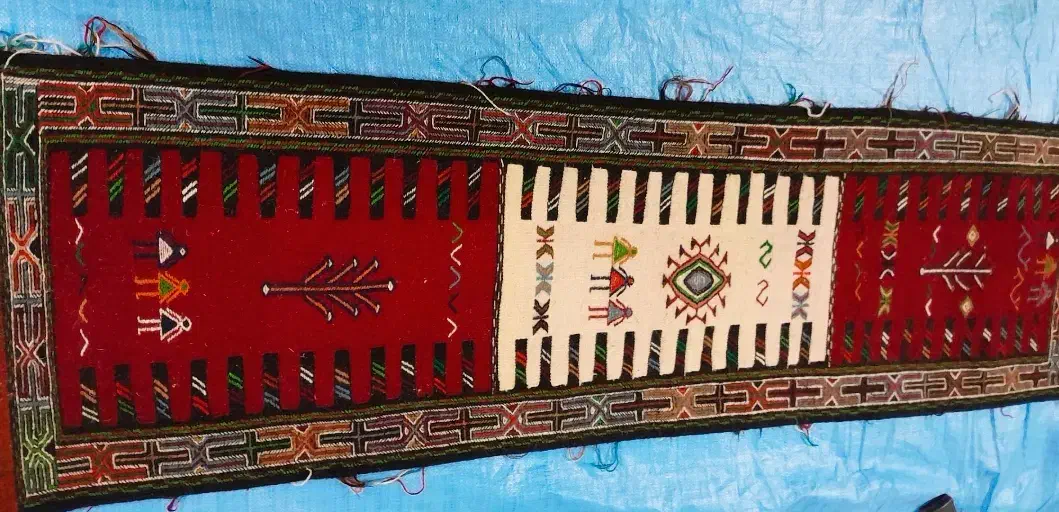 فرش وگلیم|گلیم، جاجیم، گبه|قدس, شهر‌قدس|دیوار