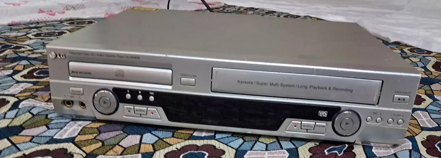 دستگاه ویدئو قدیمی|پخشکننده DVD و ویدیو|فاضل آباد, |دیوار