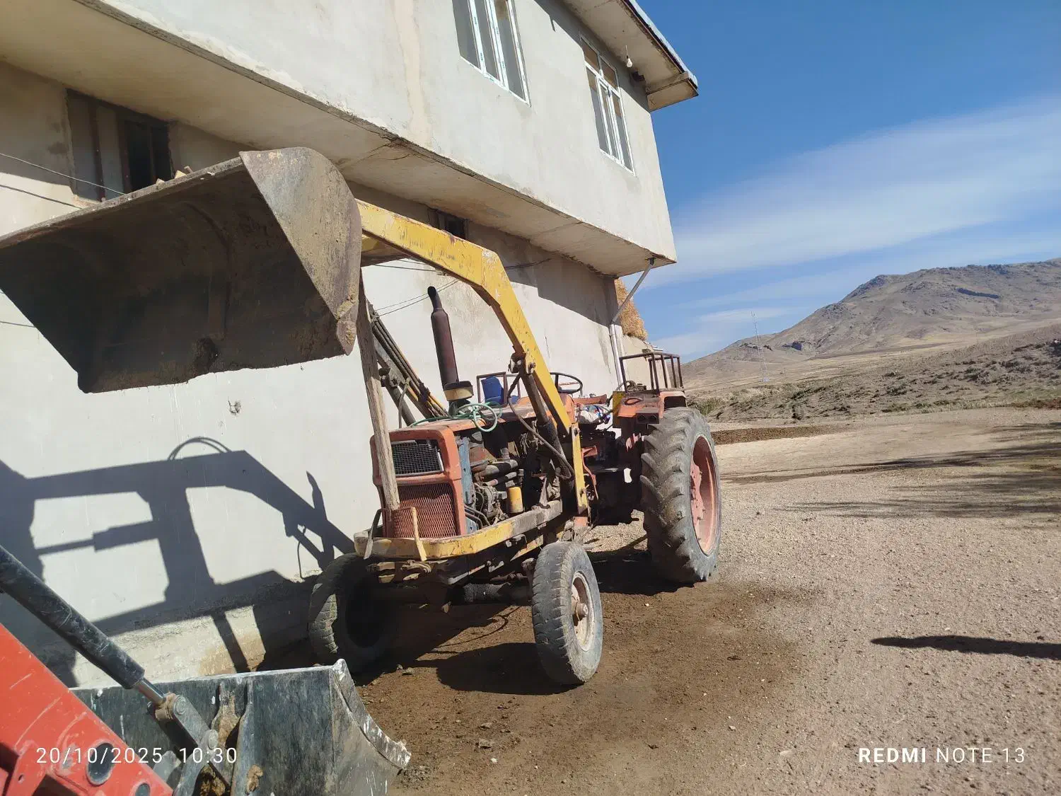 فروش تراکتور رومانی بیل دار|خودرو سنگین|مهربان, |دیوار