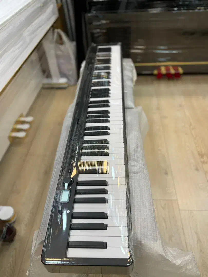 پیانو تاشو پرتابل|پیانو، کیبورد، آکاردئون|کرج, اصفهانی‌ها|دیوار