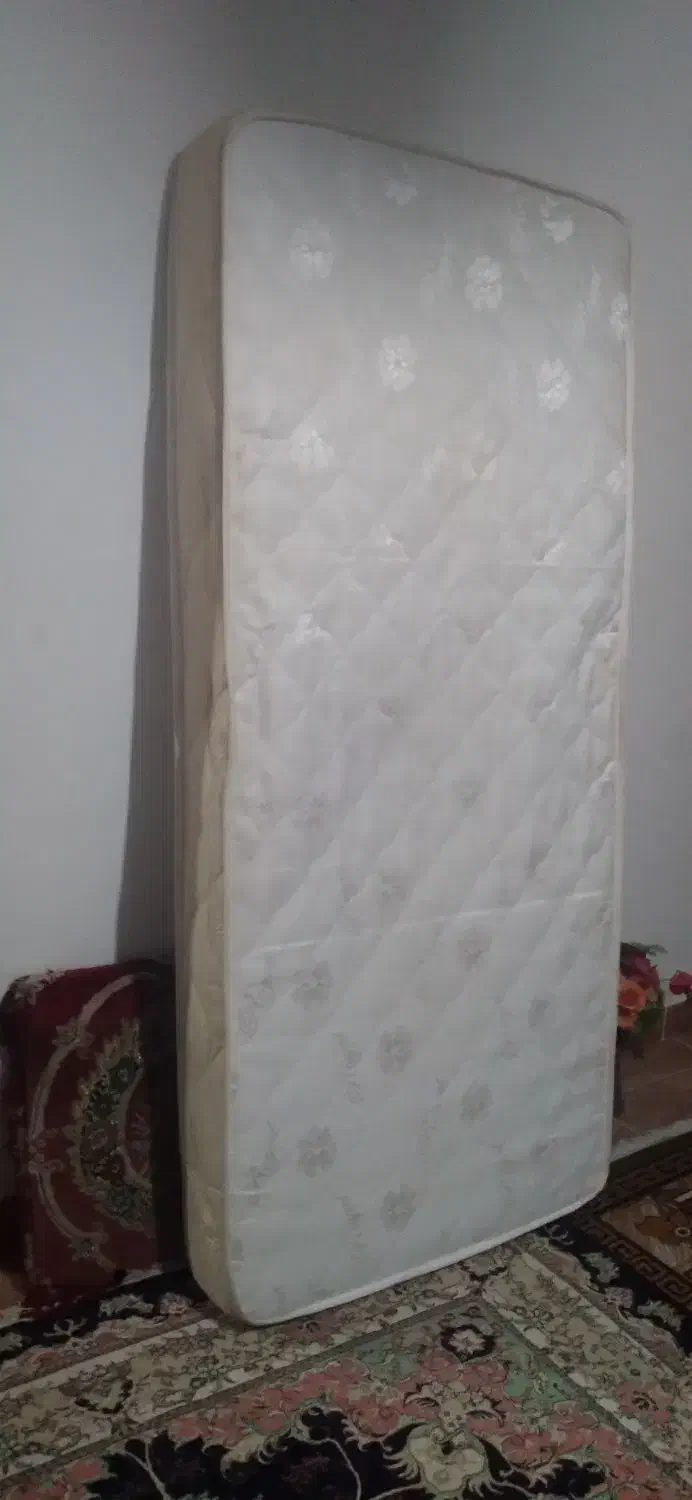 تشک رو تختی|تشک تختخواب|لولمان, |دیوار