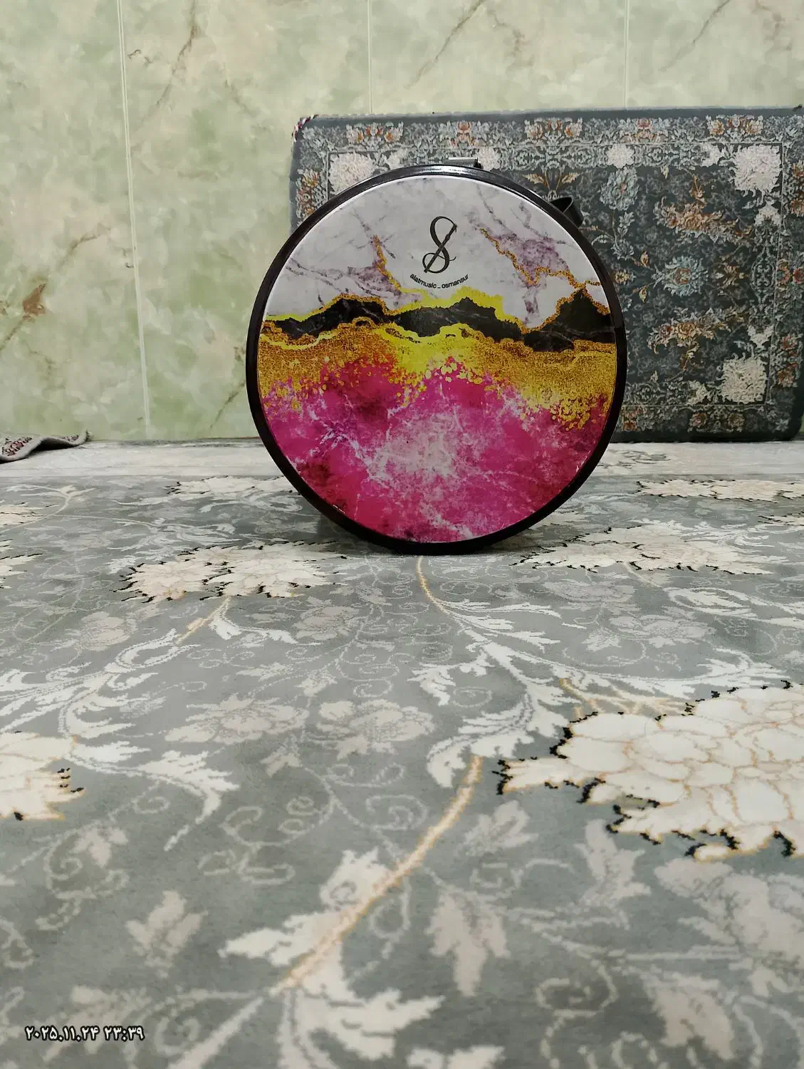 ضرب چهار فصل|درام و پرکاشن|قروه, |دیوار