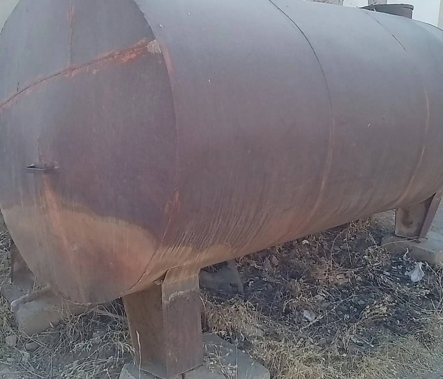 تانکر سوخت|ماشین‌آلات صنعتی|بزینه رود, |دیوار