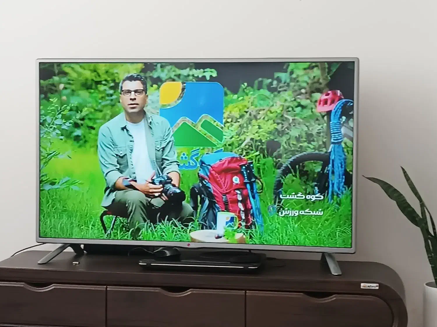 تلویزیون ال ای دی۴۷ ال جی|تلویزیون و پروژکتور|کرمانشاه, |دیوار