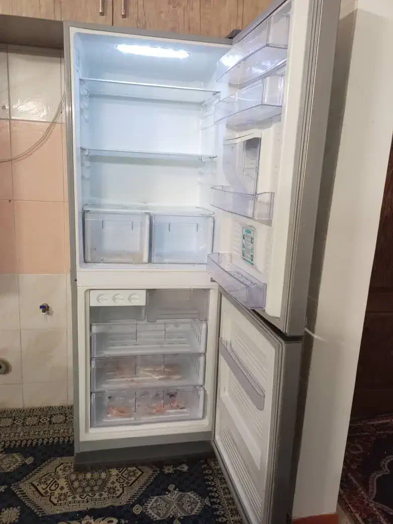 یخچال فریزر|یخچال و فریزر|مشهد, شهرک مهرگان|دیوار