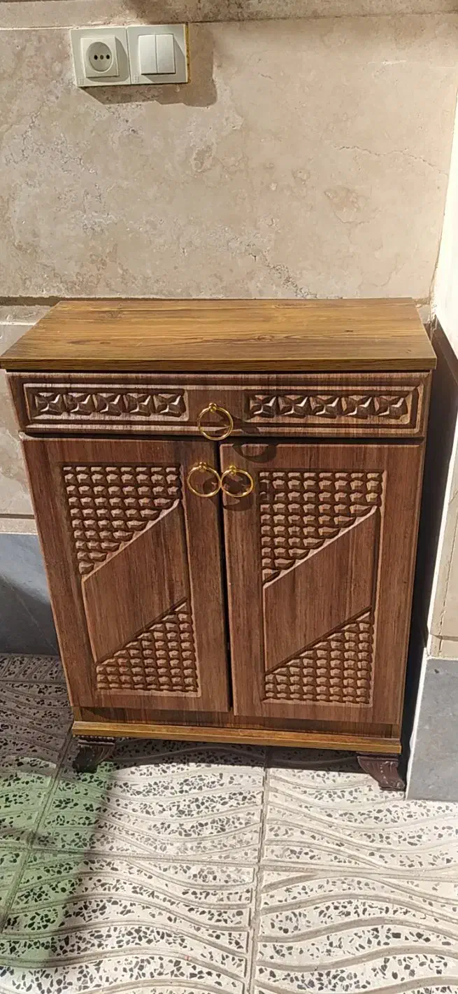 جاکفشی چوبی|جاکفشی، کمد، دراور|نظرآباد, نظرآباد|دیوار