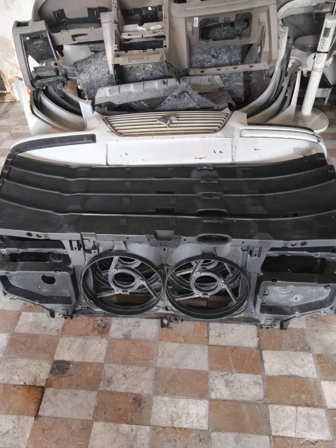 سینی فن و سپر وچراغ|قطعات یدکی و لوازم جانبی|کرمانشاه, |دیوار