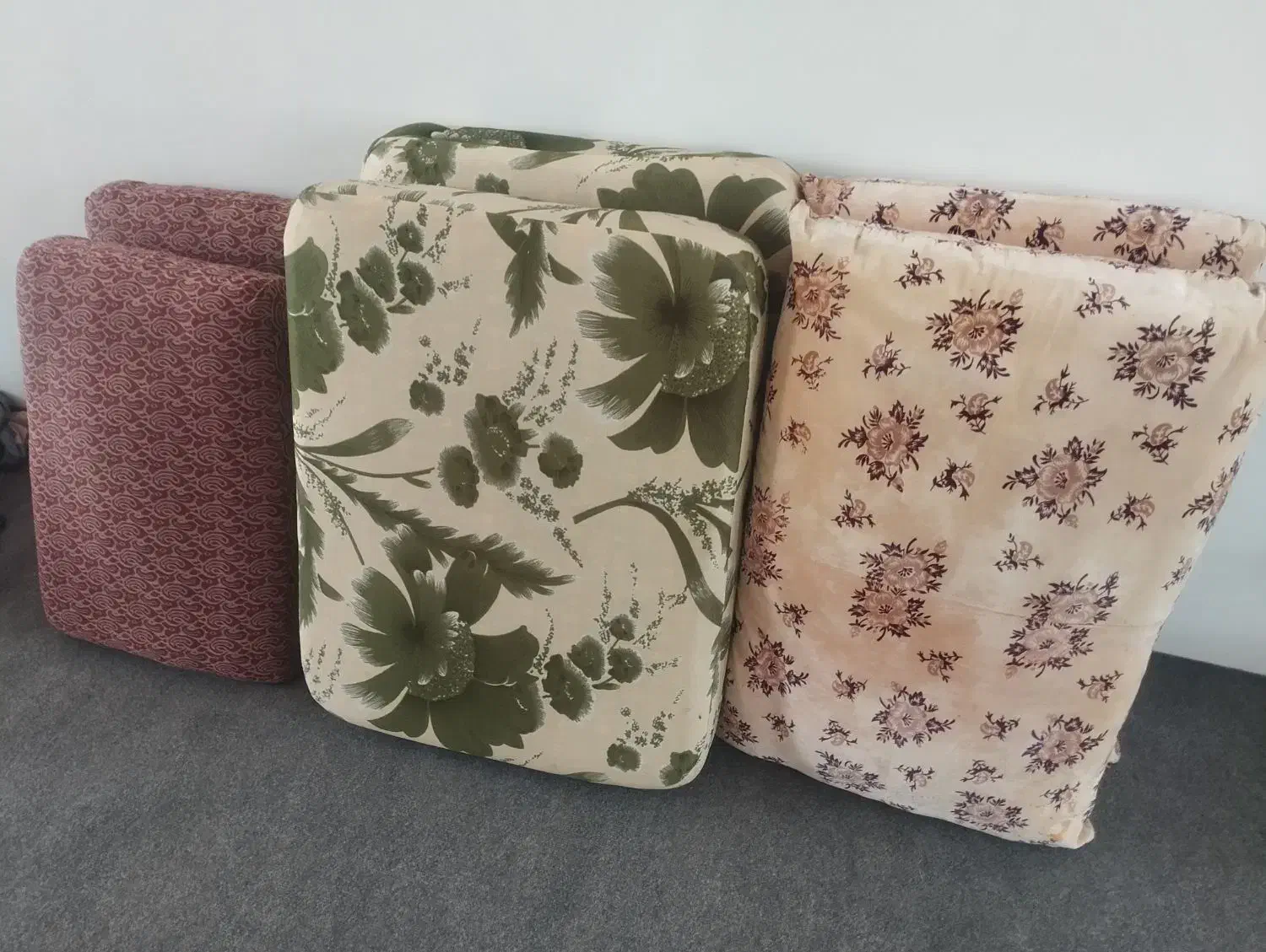 پشتی ماشینی و پارچه ای|پشتی|میانه, |دیوار