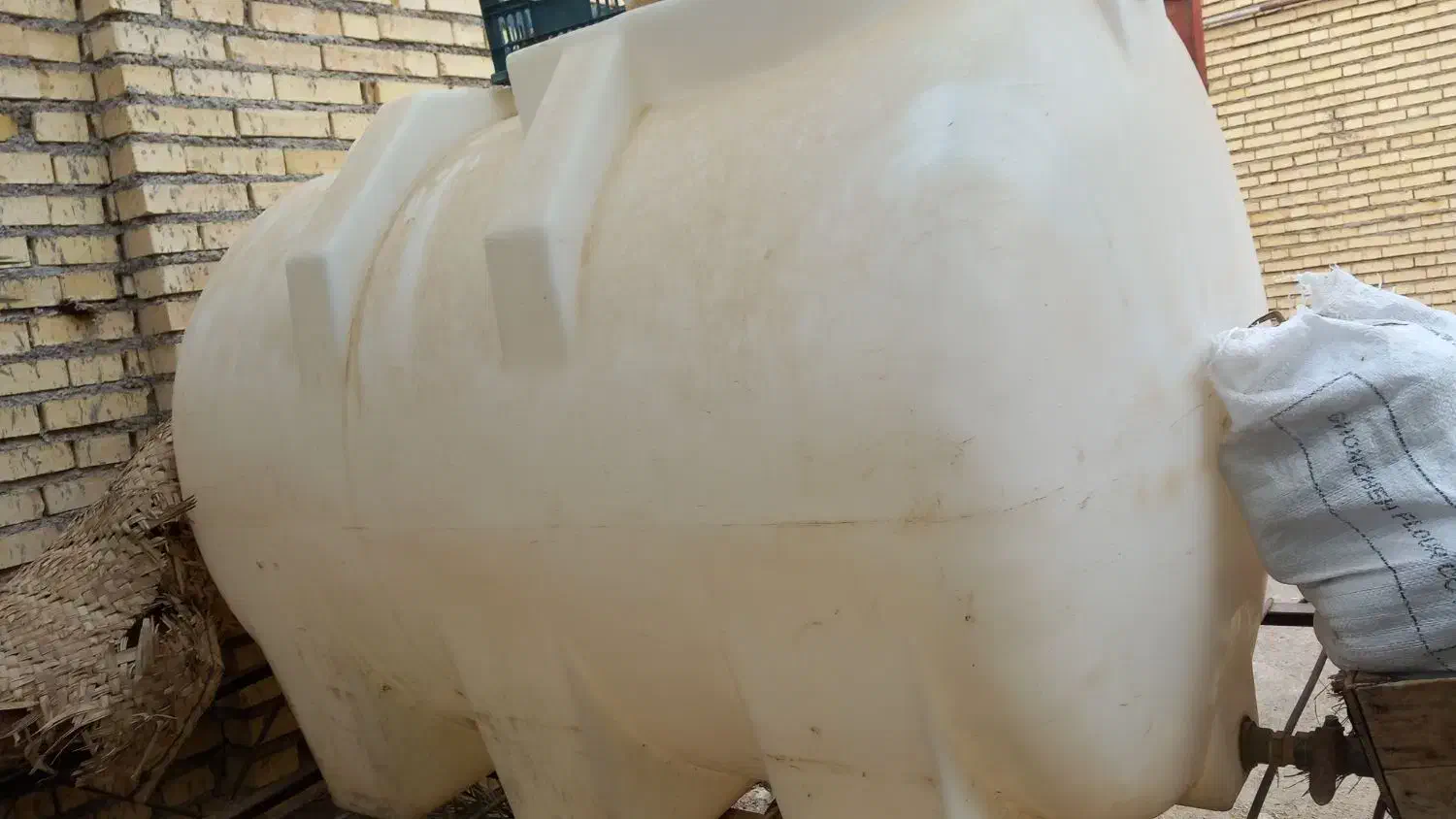 مخزن ۱۰۰۰ لیتر|مصالح و تجهیزات ساختمان|شادگان, |دیوار