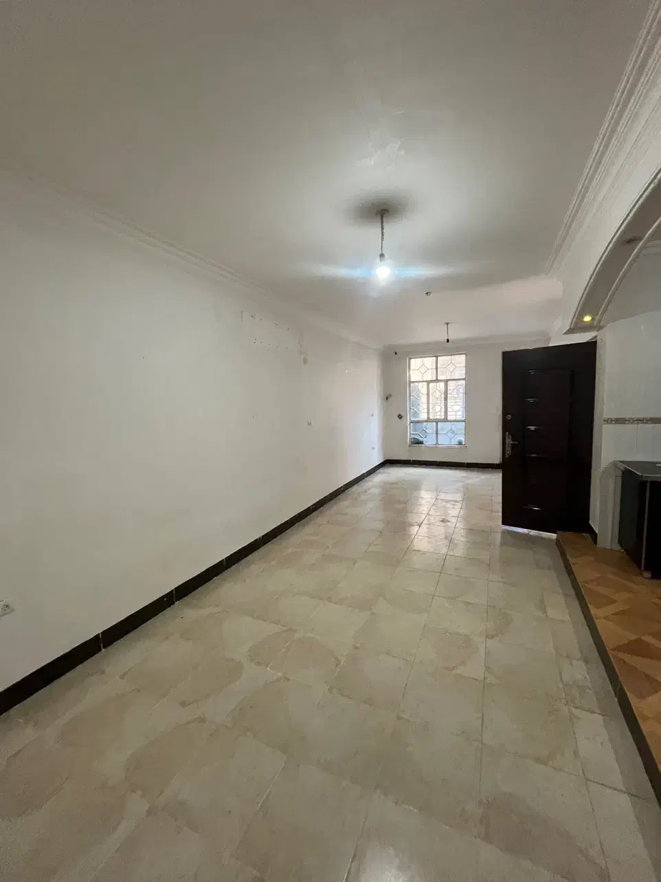 رهن واحد اپارتمانی تک واحدی در مرکز شهر / بلوکیها|اجارهٔ آپارتمان|بندر امام خمینی, |دیوار