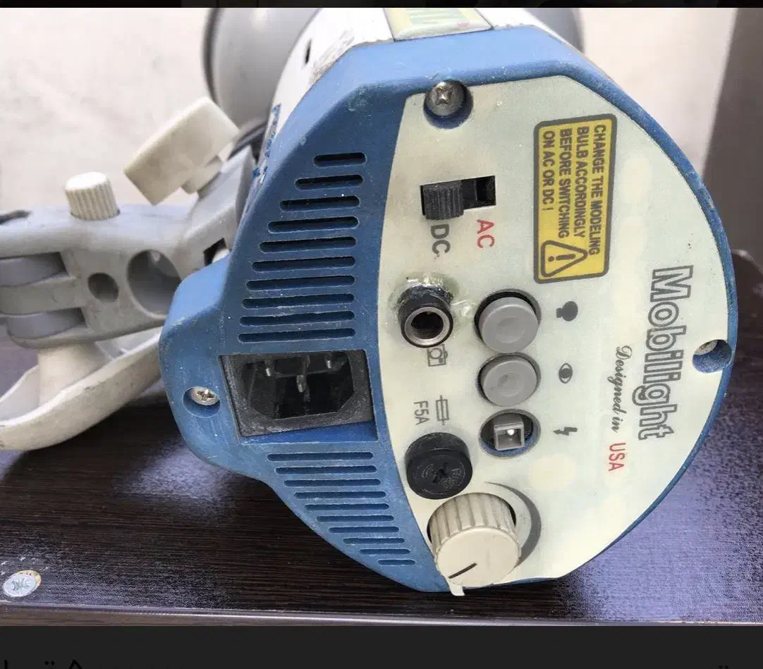 فلاش امریکایی اتلیه|دوربین عکاسی و فیلم‌برداری|تهران, نارمک|دیوار