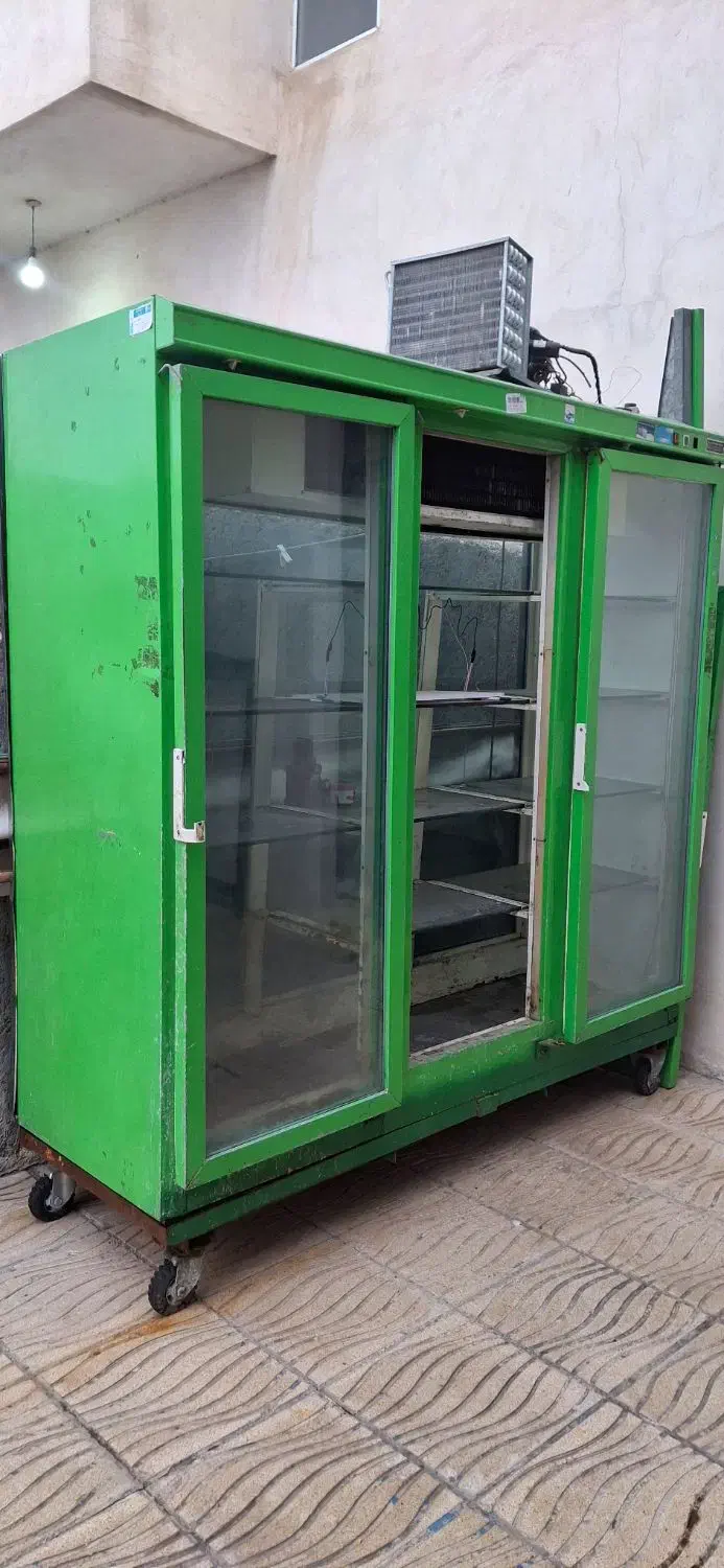 یخچال ویترینی درحد نو|فروشگاه و مغازه|اردبیل, |دیوار