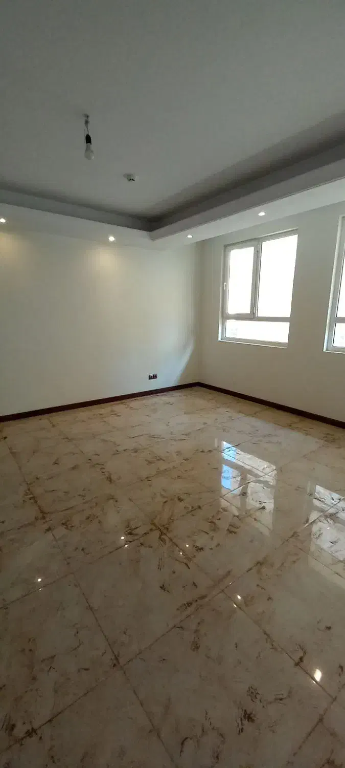 120متر سه خواب فول امکانات (( خوش نقشه ))