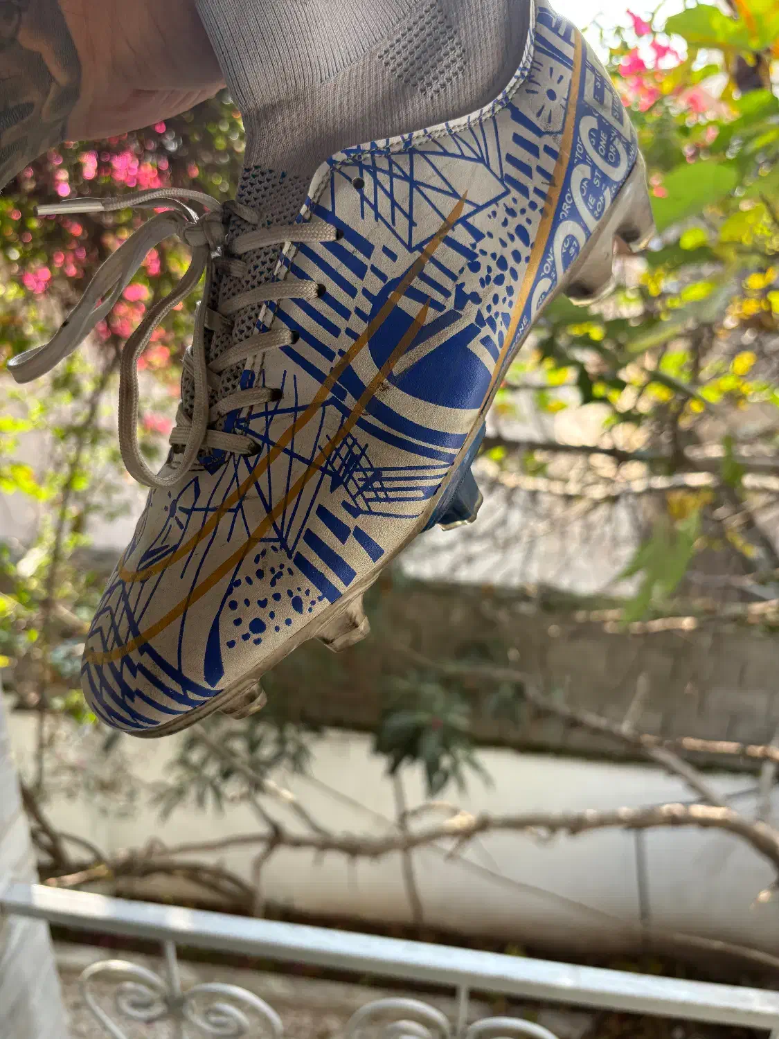 کتونی خارجی فوتبال سایز ۴۴|کیف، کفش، کمربند|بندر انزلی, آذربایجان|دیوار