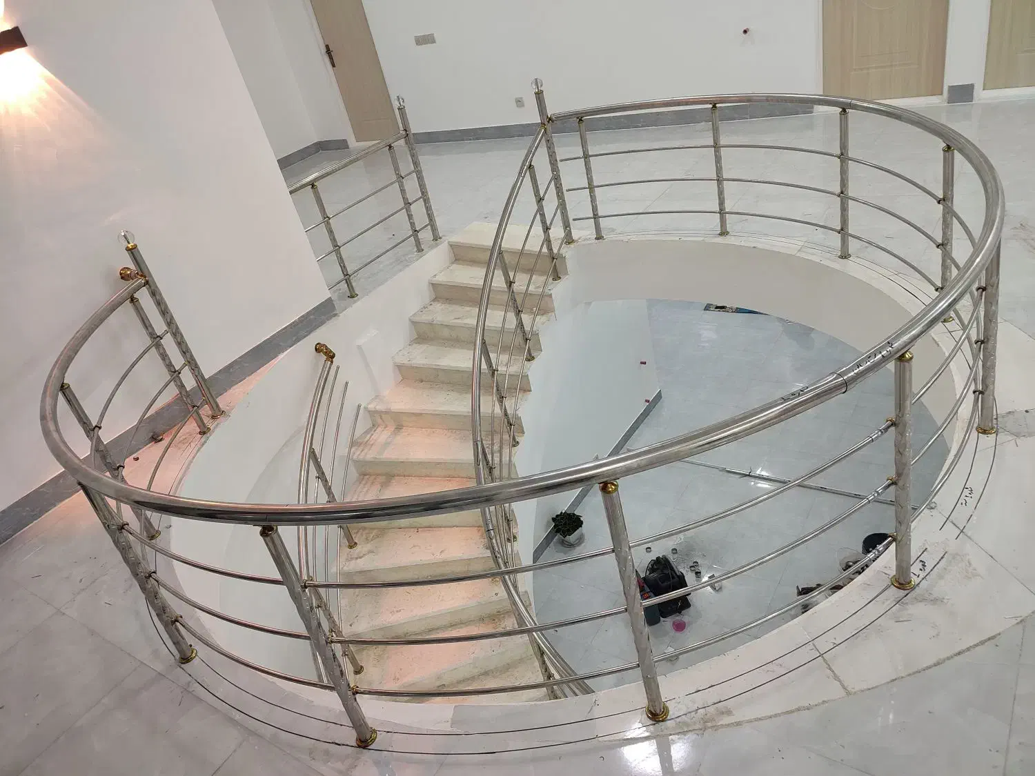 نرده استیل|خدمات پیشه و مهارت|الشتر, |دیوار