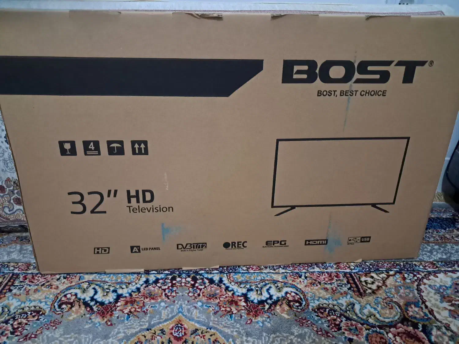 تلوزیون 32 اینج  HD  Bost|تلویزیون و پروژکتور|دهلران, |دیوار