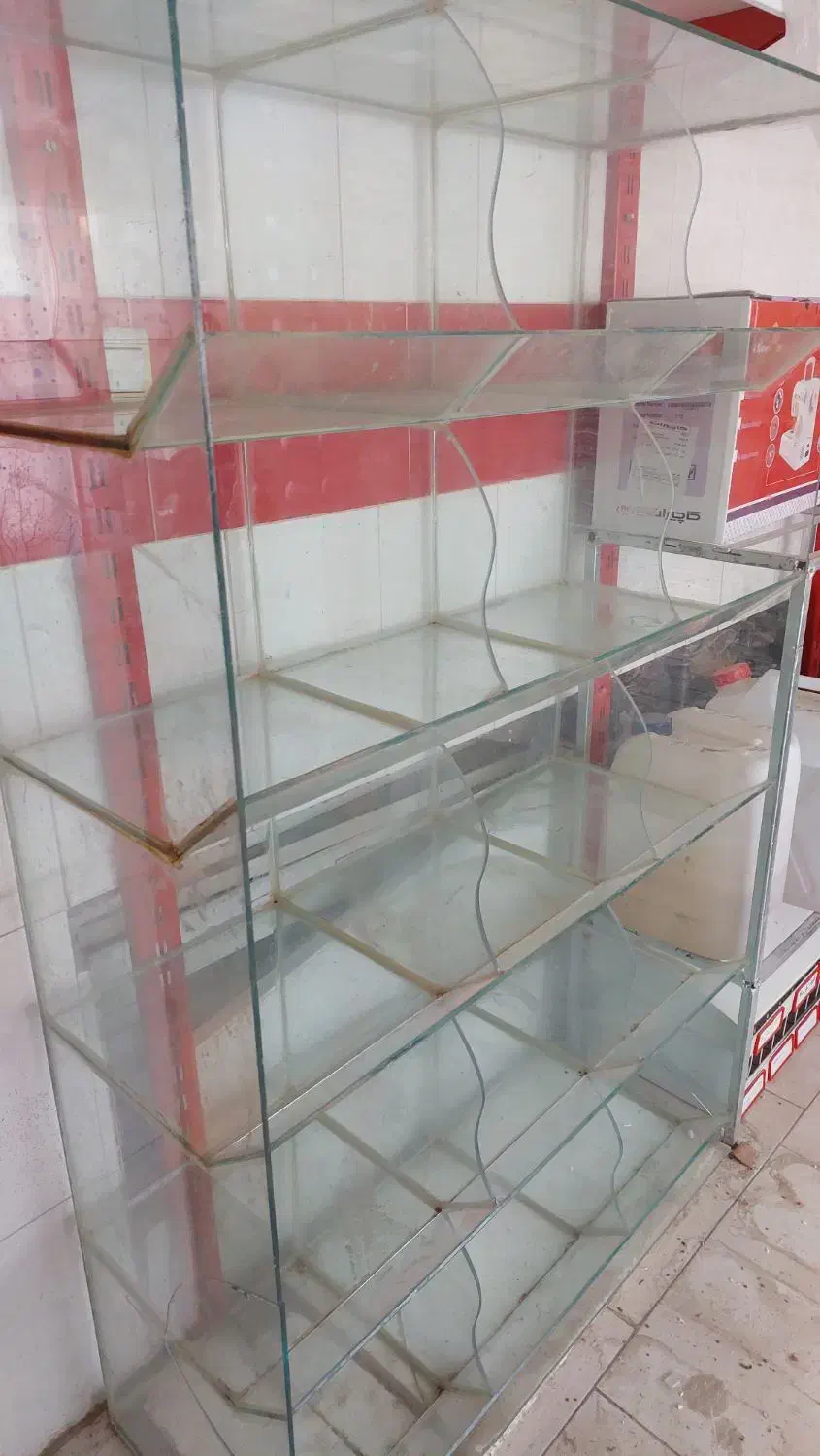 دکور شیشه ای حبوبات|فروشگاه و مغازه|یزد, |دیوار