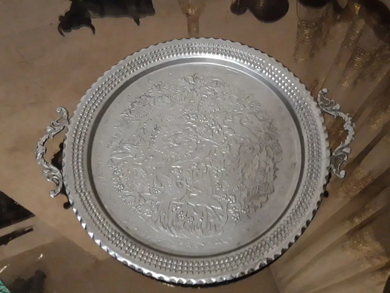 سینی مسی|کلکسیون اشیاء عتیقه|نهاوند, |دیوار