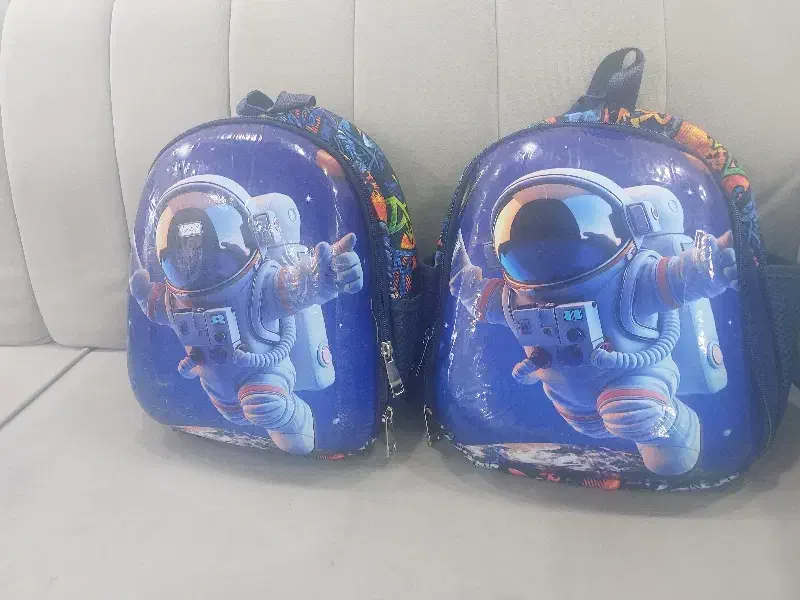 کیف فضانورد|کیف، کفش، کمربند|اهواز, کوی ملی راه|دیوار