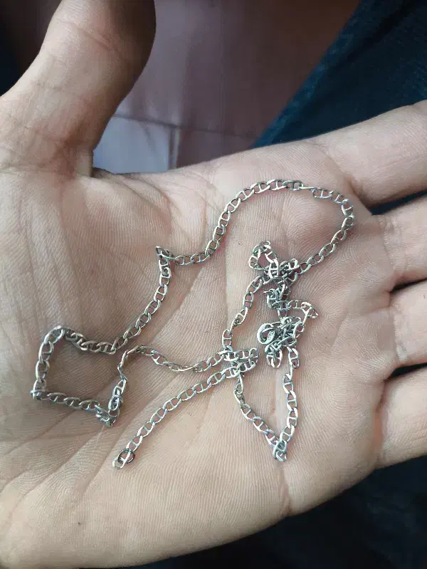 زنجیر نقره|جواهرات|بندر گناوه, |دیوار