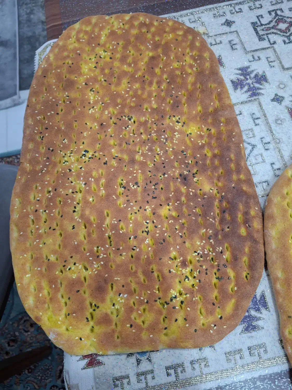 نان بربری خانگی|خوردنی و آشامیدنی|رشت, پل تالشان|دیوار