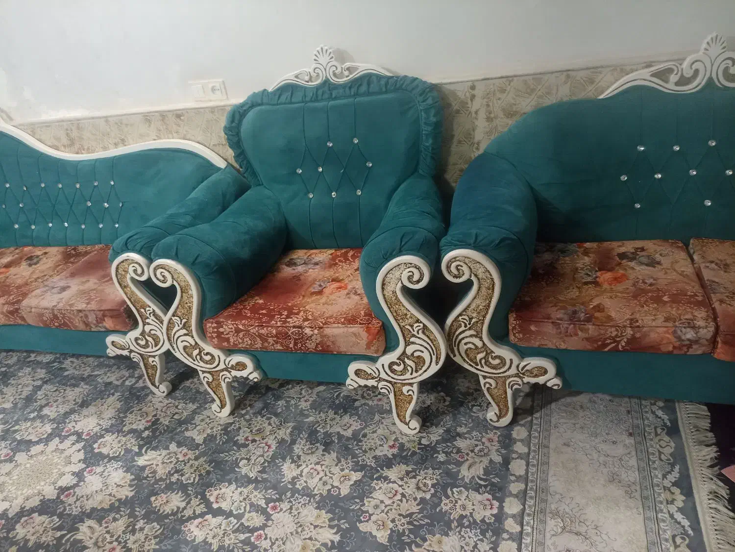 مبل هفت نفره کارکرده ولی تمیز|مبلمان خانگی و میز عسلی|دهاقان, |دیوار