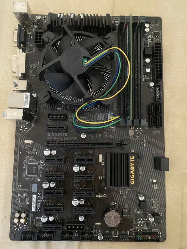 مادربرد Gigabyte B250|قطعات و لوازم جانبی رایانه|تهران, باغ فیض|دیوار