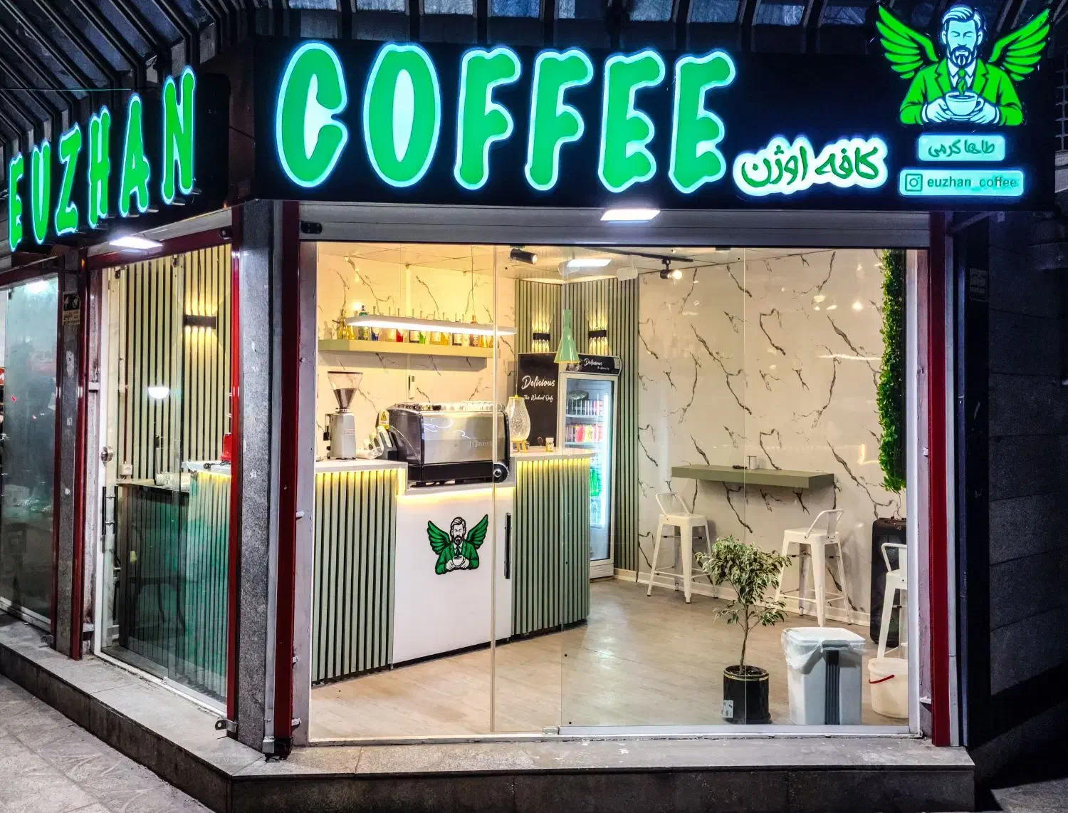 واگزاری کافه با همه وسایل و سرقفلی|فروش مغازه و غرفه|دورود, |دیوار