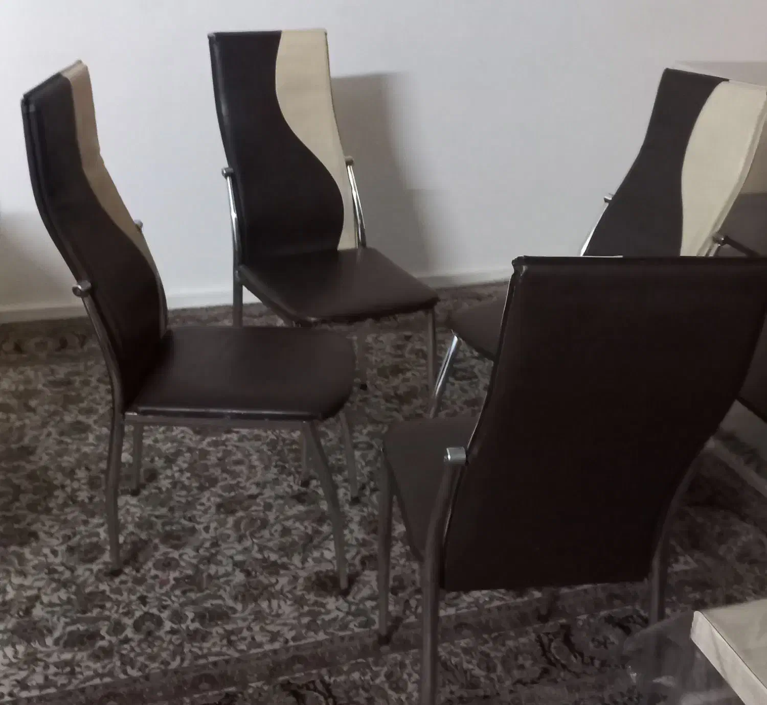 ۴عددصندلی باقیمت مناسب|میز و صندلی غذاخوری|مشهد, فرهنگ|دیوار