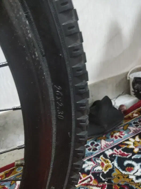 لاستیک دوچرخه سایز ۲۶|دوچرخه، اسکیت، اسکوتر|فولادشهر, B4|دیوار