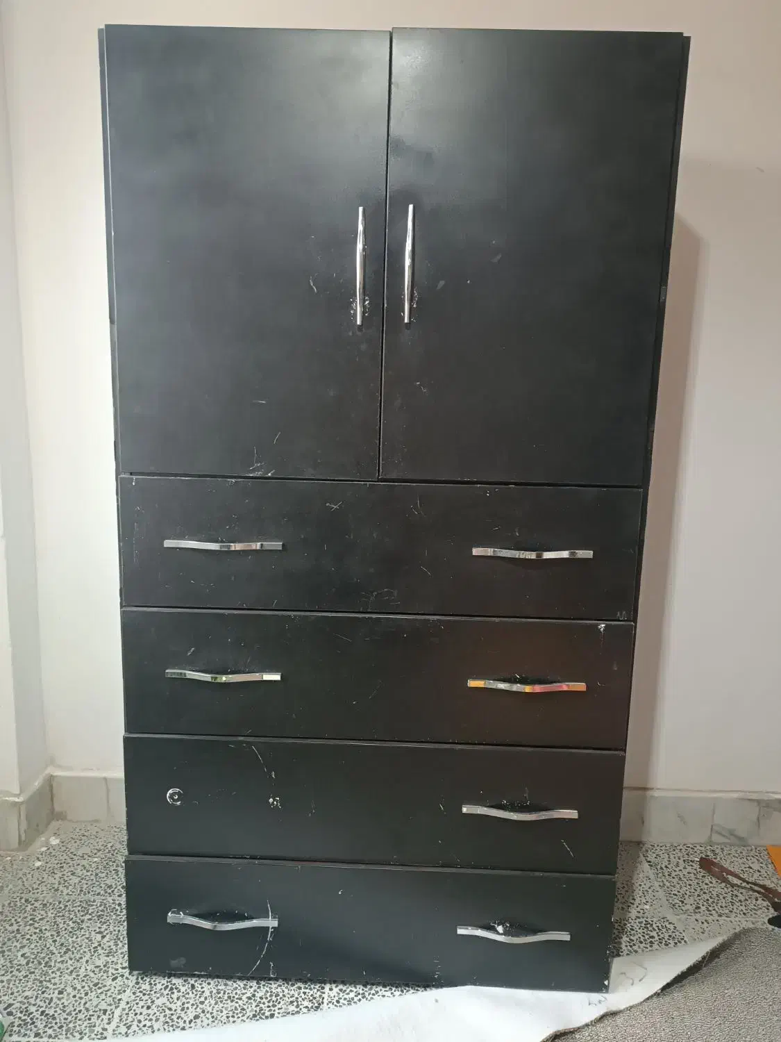 کمد و دراور|جاکفشی، کمد، دراور|گالیکش, |دیوار