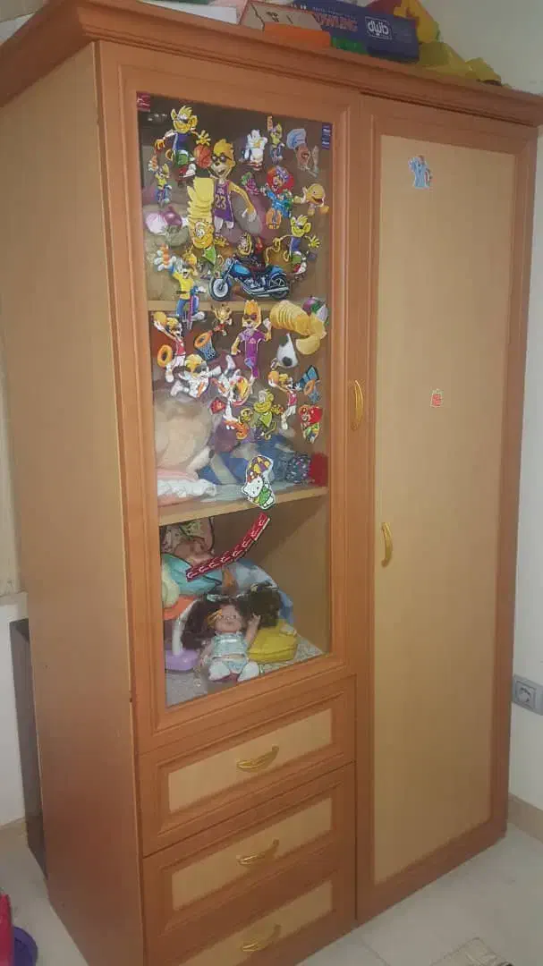 سرویس خواب نوجوان|تخت و سرویس خواب|شیراز, باغ تخت|دیوار