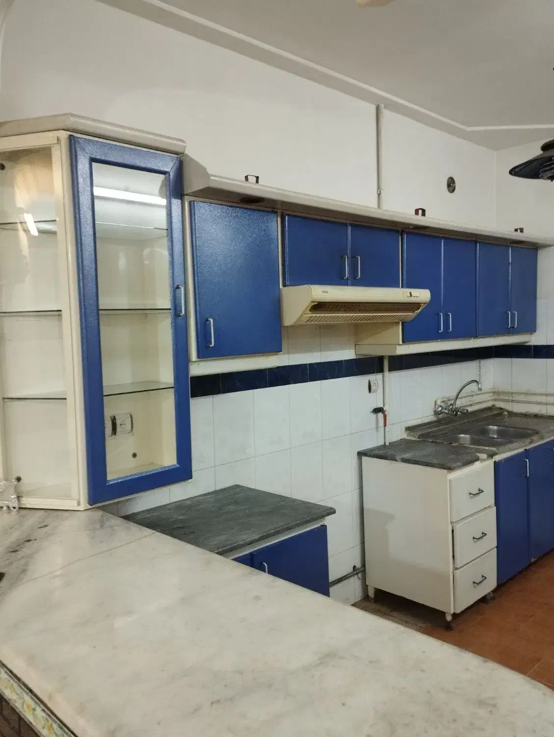 کابینت آشپزخانه فلزی شرکتی با سینک وشیر وهود|مصالح و تجهیزات ساختمان|اردبیل, |دیوار