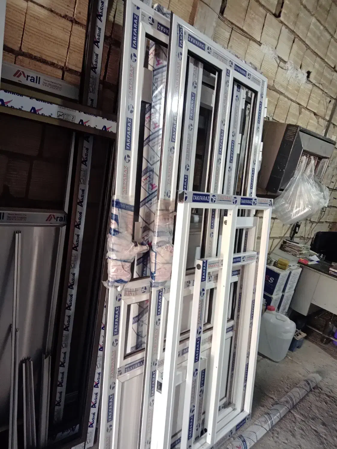 درب وپنجره  pvcوتوری بدون اجرت نصب|خدمات پیشه و مهارت|قم, پردیسان|دیوار