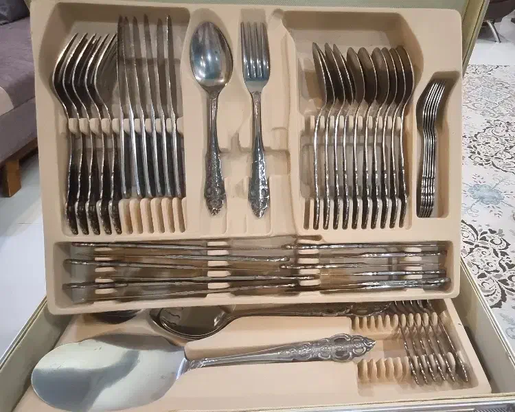 سرویس قاشق چنگال قدیمی stainless steel German|ظروف سرو و پذیرایی|مشهد, حسابی جنوبی (شهرک غرب)|دیوار