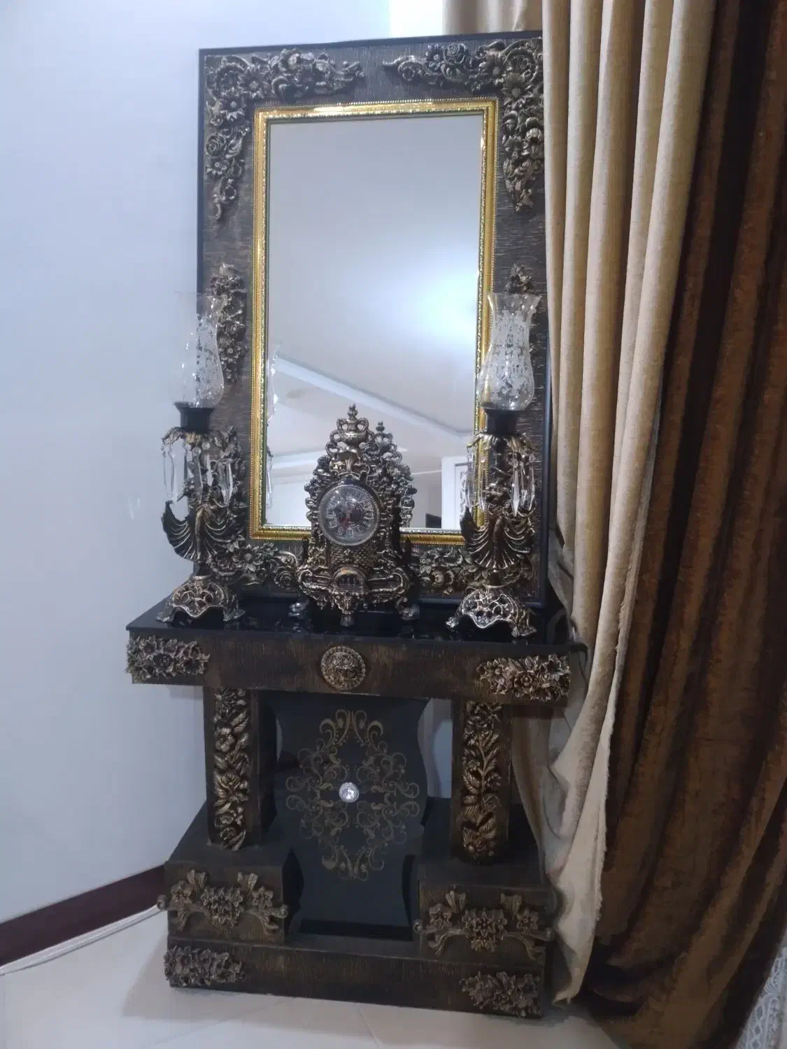 آینه و شمعدان وساعت|بوفه، ویترین، کنسول|سنندج, |دیوار