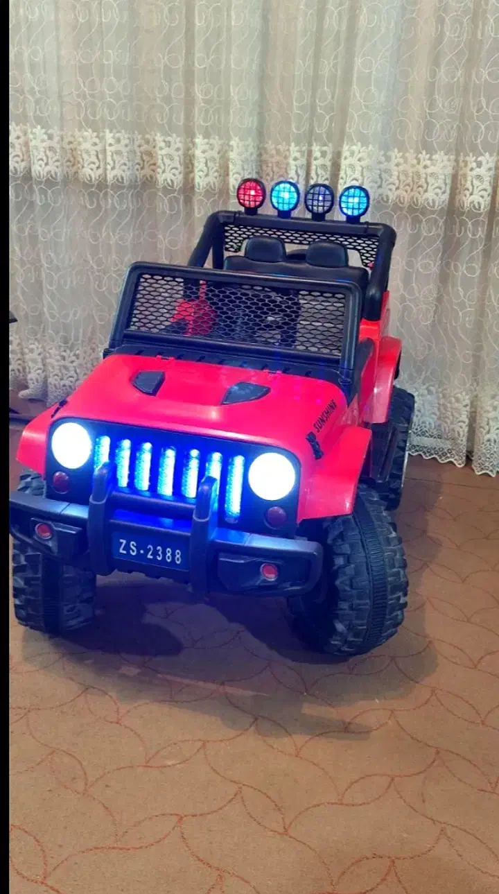 ماشین شارژی جیپ دونفره|اسباب‌‌بازی|خوانسار, |دیوار