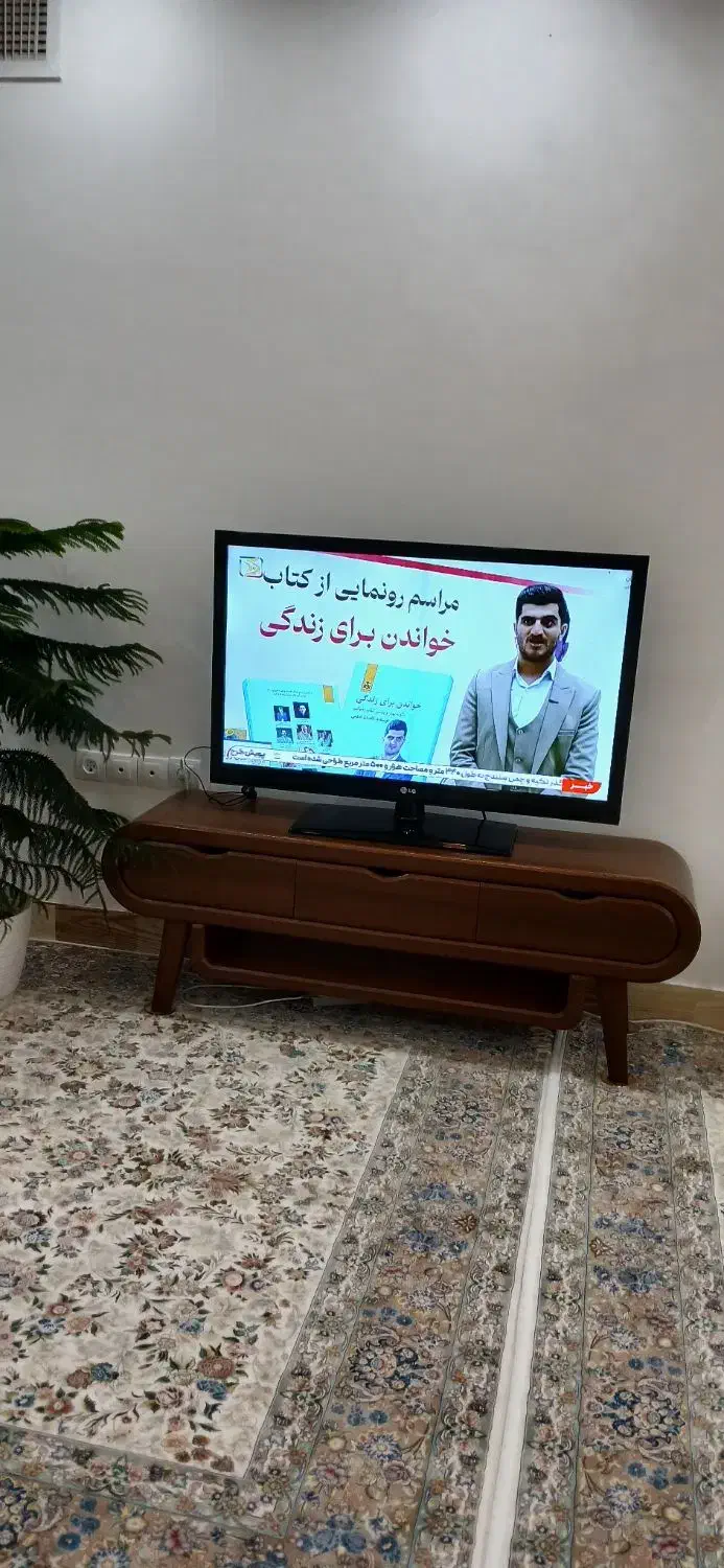 تلویزیون|تلویزیون و پروژکتور|سنندج, |دیوار