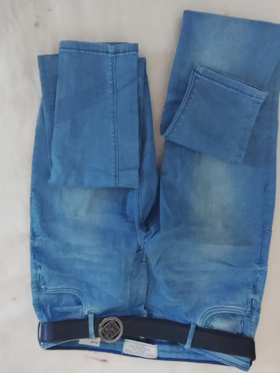 شلوار لی|لباس|خاش, |دیوار