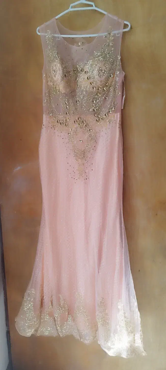 لباس مجلسی|لباس|یزد, |دیوار