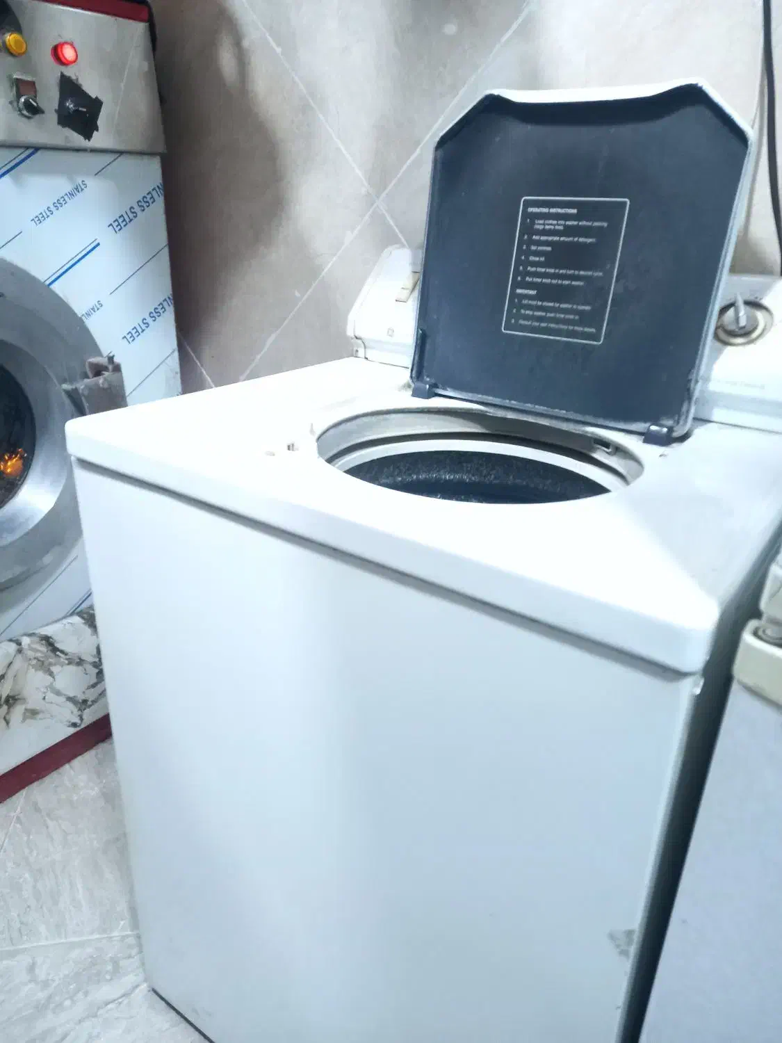 فروش فوری لوازم خشکشویی|ماشین‌آلات صنعتی|قرچک, شهرک طلائیه|دیوار