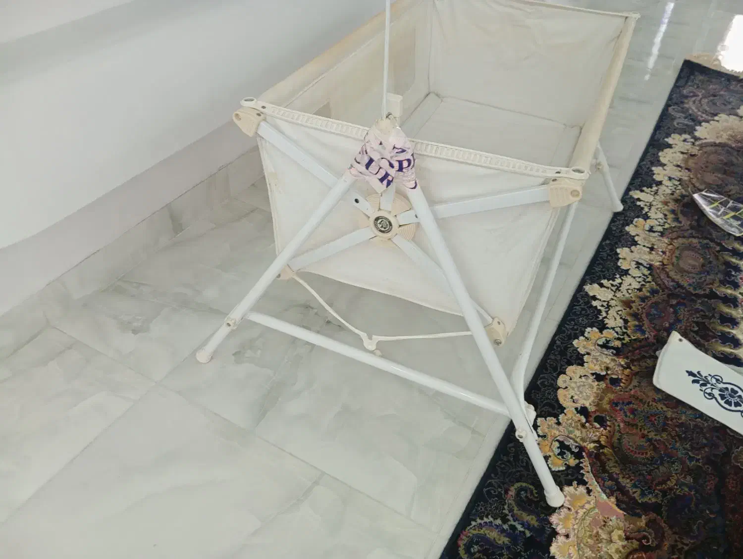 نی نی تاب|تخت و صندلی بچه|لاهیجان, بازکیاگوراب|دیوار