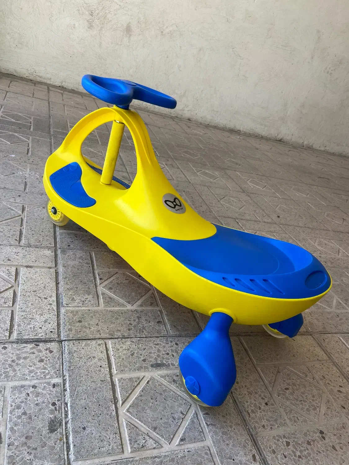 فروش چرخ بازی نو نو|دوچرخه، اسکیت، اسکوتر|سیرجان, |دیوار